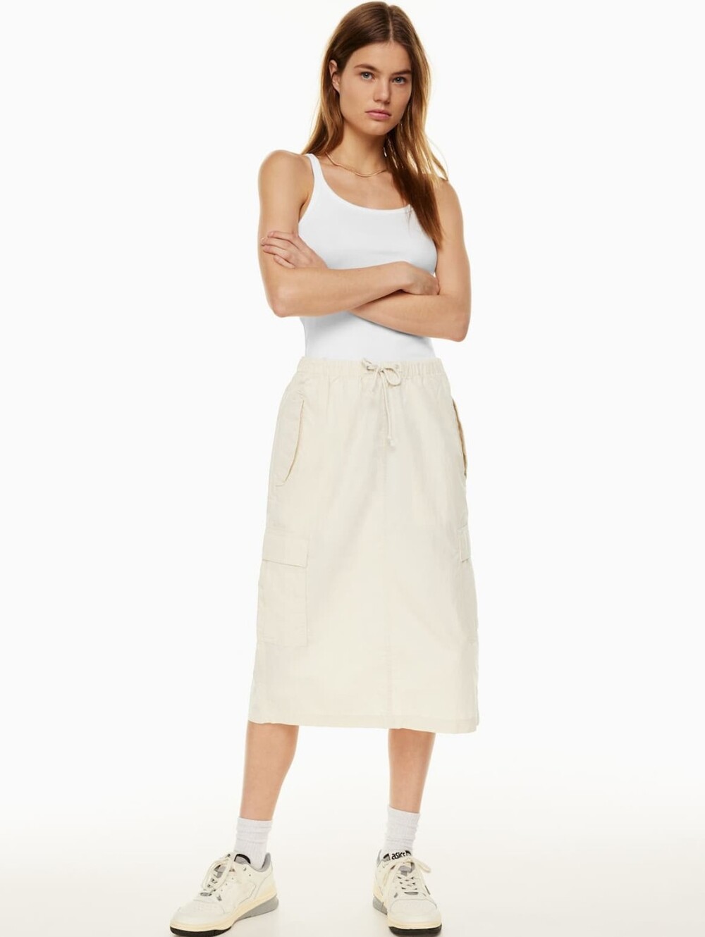 Like New! Aritzia TNA Squad Cargo mid-rise midi cargo skirt